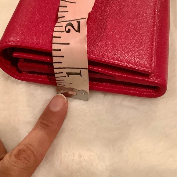 YSL Wallet. - Picture 10 of 10